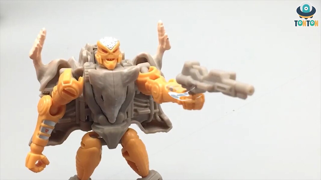 Transformers Kingdom Rattrap  (5 of 13)